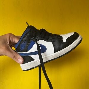 Nike Kids Sneakers - Black and Blue